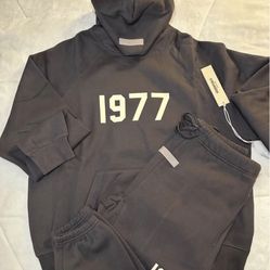 Essentials Sets ALL SIZES/ALL COLORS *Bulk Orders Available* 