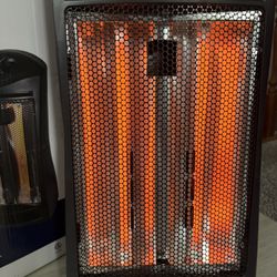 Portable Electric Space Heater 🔥 Fast Heating | Compact | Like New