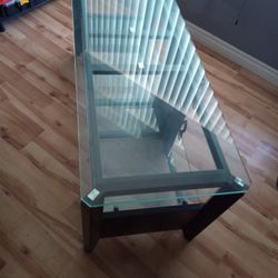 T..V. Stand