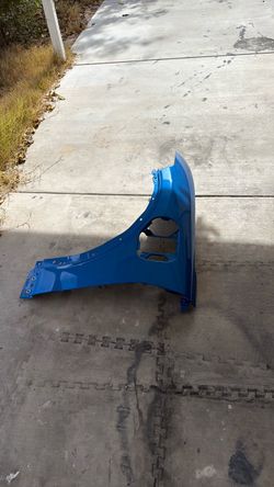 2021-2025 FORD MUSTANG MACH-E driver side fender OEM Good condition