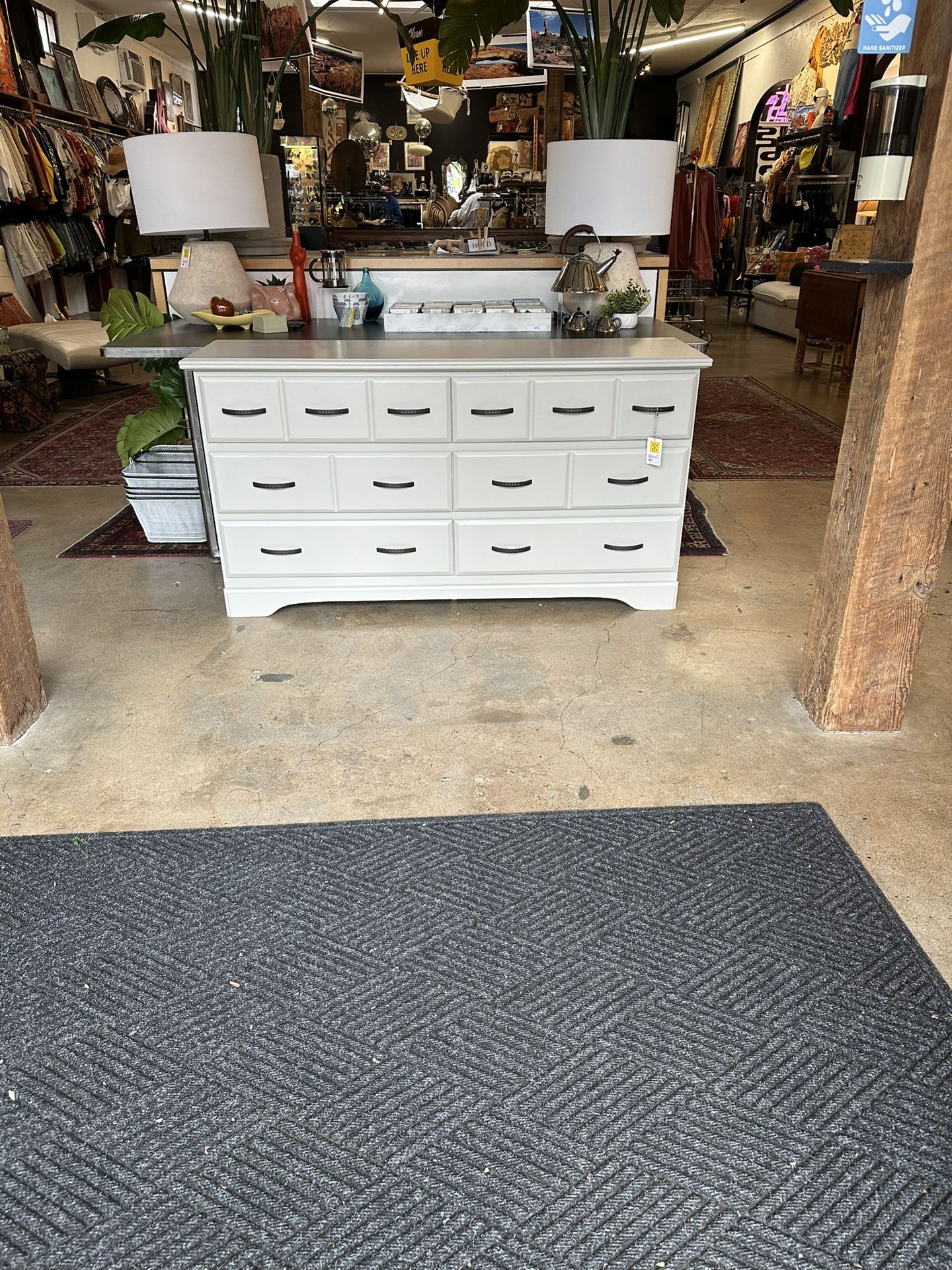 Light Gray 6 Drawer Black Metal Handles Low Boy Dresser (SP51AX)