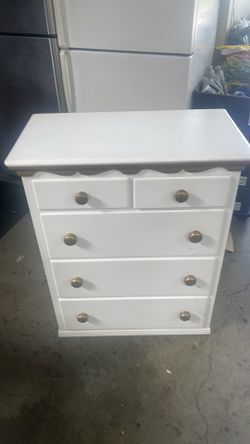 Dresser chest