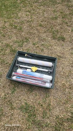 Paint Supplies 18 Inches