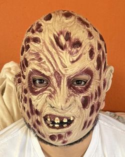 Freddy Krueger Mask 30$ OBO