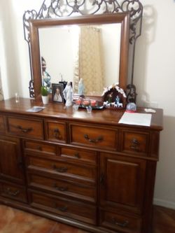 Very nice dresser with beveled mirror $100 delivered