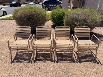 Set (4) Beige Metal Outdoor Patio Chair Set (LxWxH: 28” x 22” x 31”)
