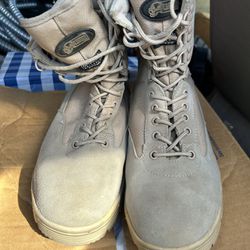 Mens Hiking Boots 