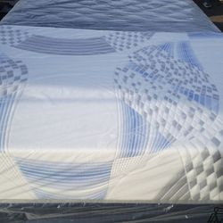 Brand New Full Size Memory Foam Mattress And Box Spring Free Delivery Depends On Location 