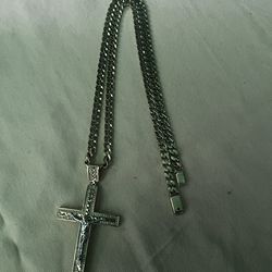 10k gold Cuban link with 14k gold Jesus & cross pendant 60 grams