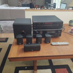 Denon Stereo Surround Sound Five CD Changer