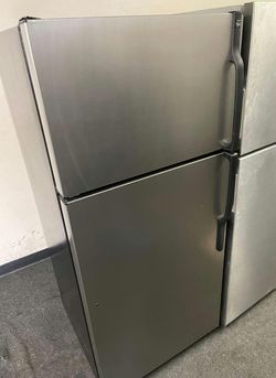 Stainless Steel Top Mount Fridge with IceMaker