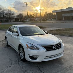 2015 Nissan Altima 2.5s 