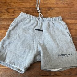 Essentials Shorts Grey 