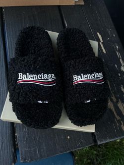 Balenci slides