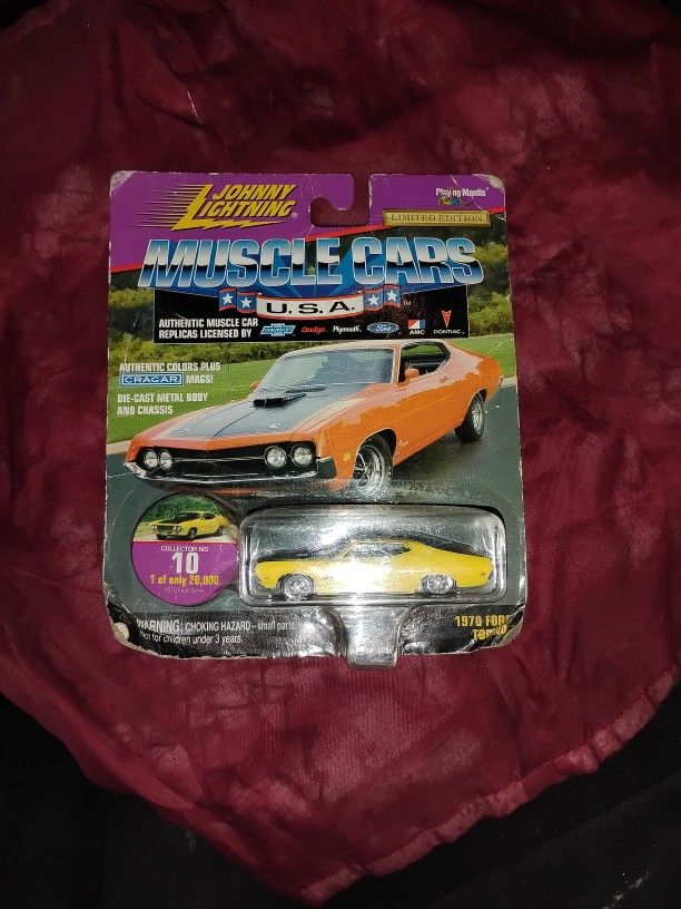 Johnny Lightning Muscle Car 1970 Ford Torino