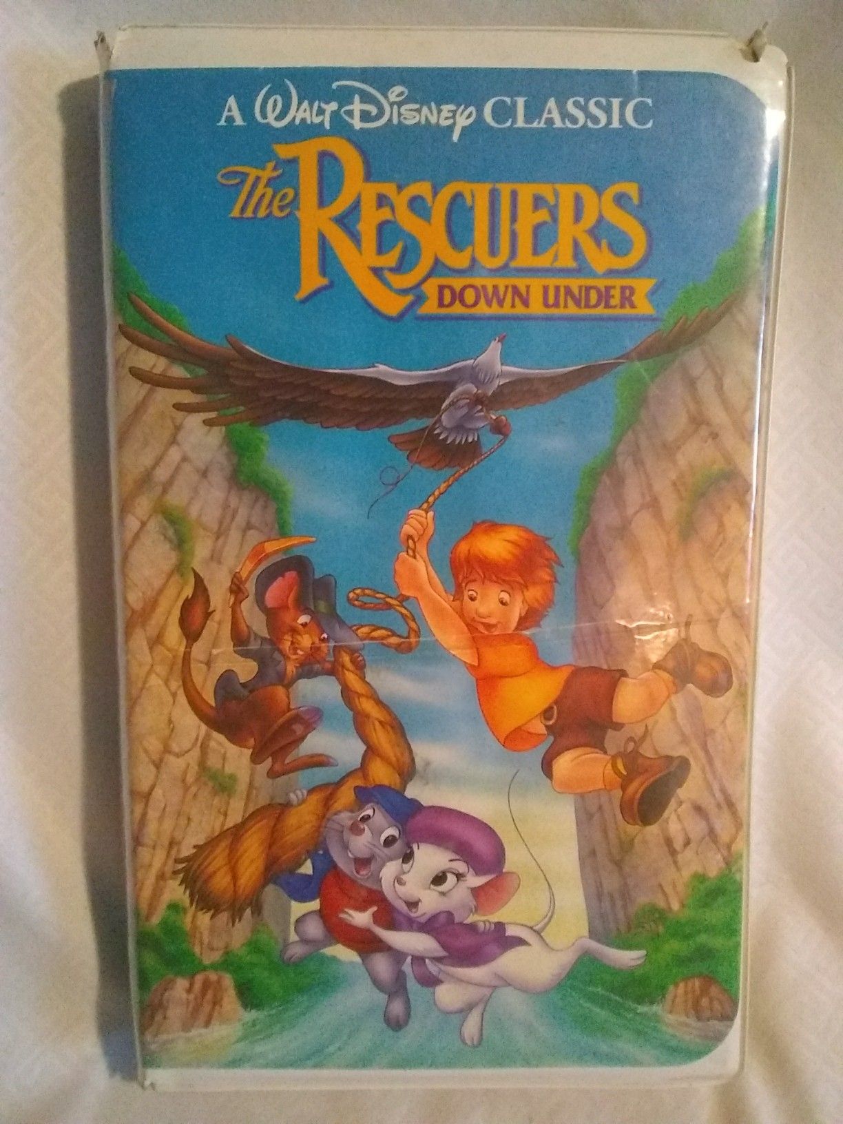 Walt Disney's "The Rescuers Down Under" Black Diamond version