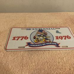 Vintage Disney Bicentennial America On Parade Metal License Plate Sealed
