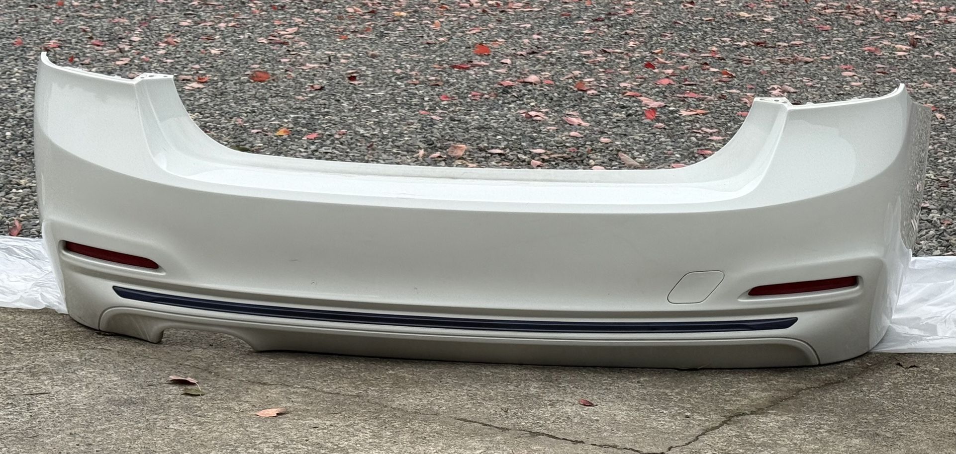 2018 BMW 330i xDrive Rear Bumper Cover - BMW OEM Cover Alpine White