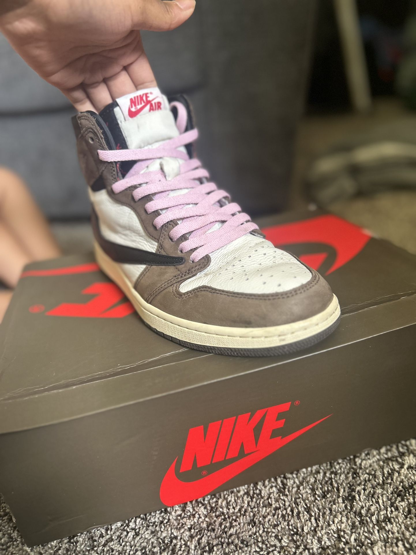 Travis Scott OG High Mocha Jordan 1 Size 10
