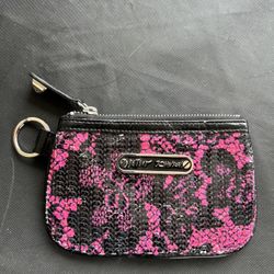 BETSEY JOHNSON WRISTLET 
