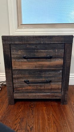 Drystan 22" 2 Drawer Charging Nightstand