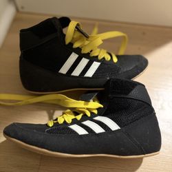 Wrestling shoes Adidas Big Kid Size 3 