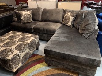 Brand new champion fabric over sized sectional sofa with ottoman