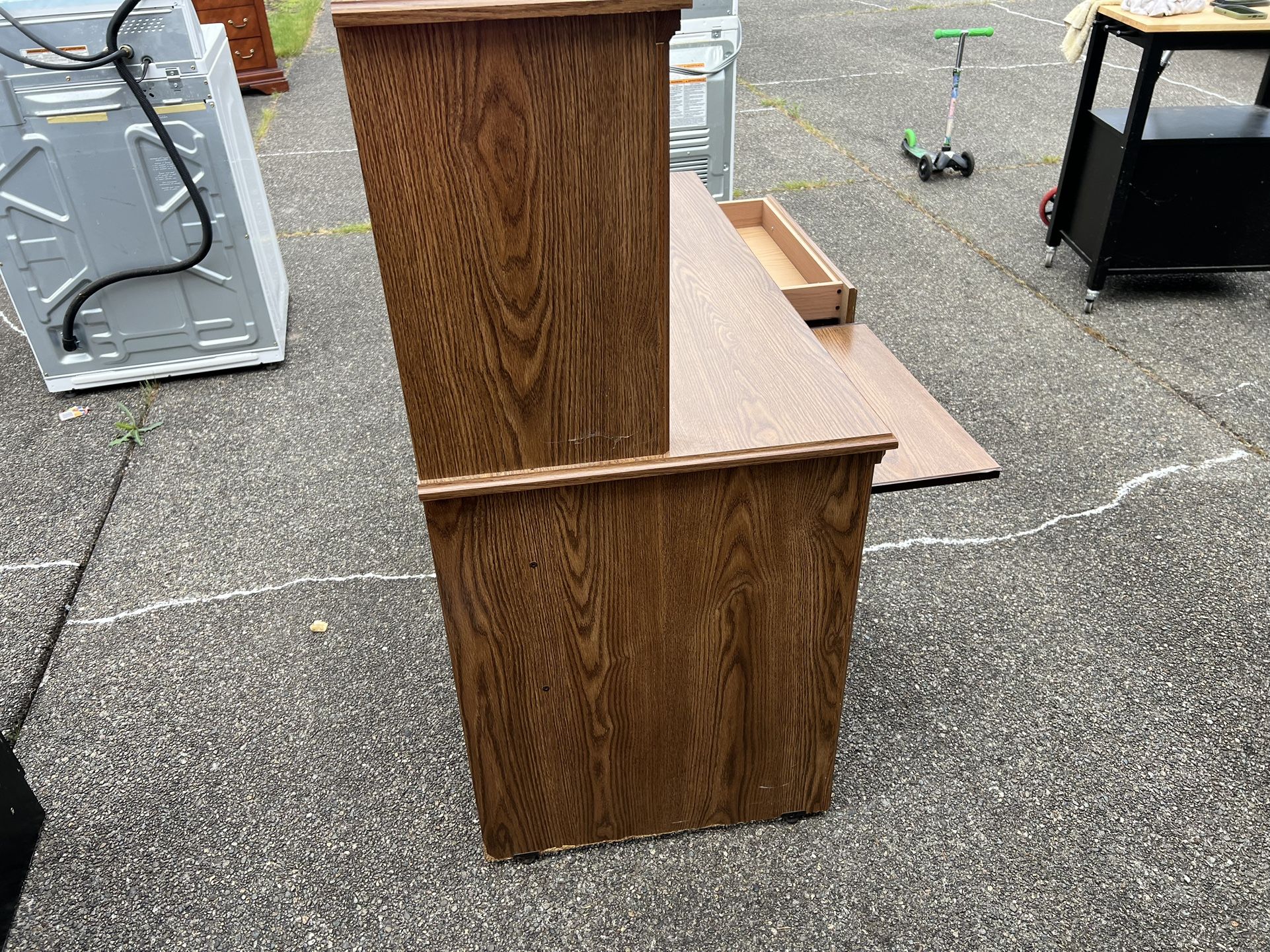 Computer Desk