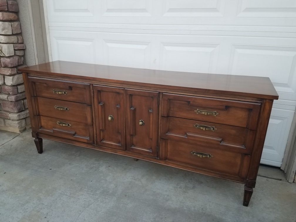 Long dresser or server