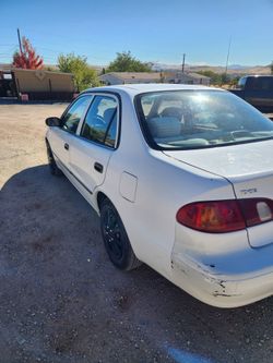 2000 Toyota Corolla
