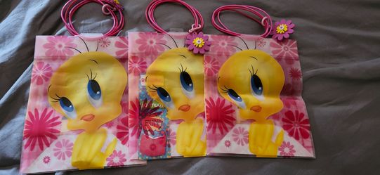 3 twitty bird gift bags