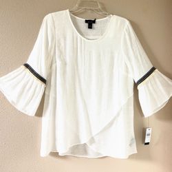 white blouse women's M brand new!