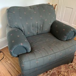Large Comfy Chair And Ottoman