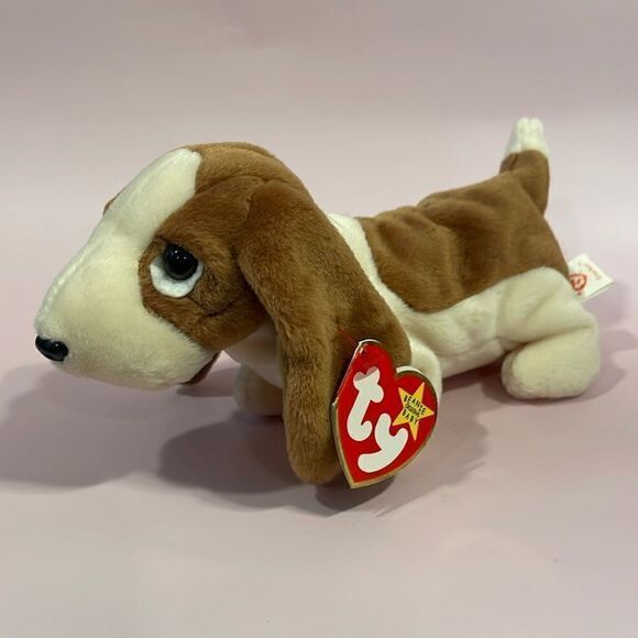 1998 Original Ty Beanie Baby Tracker the Basset Hound Excellent Contition NWT