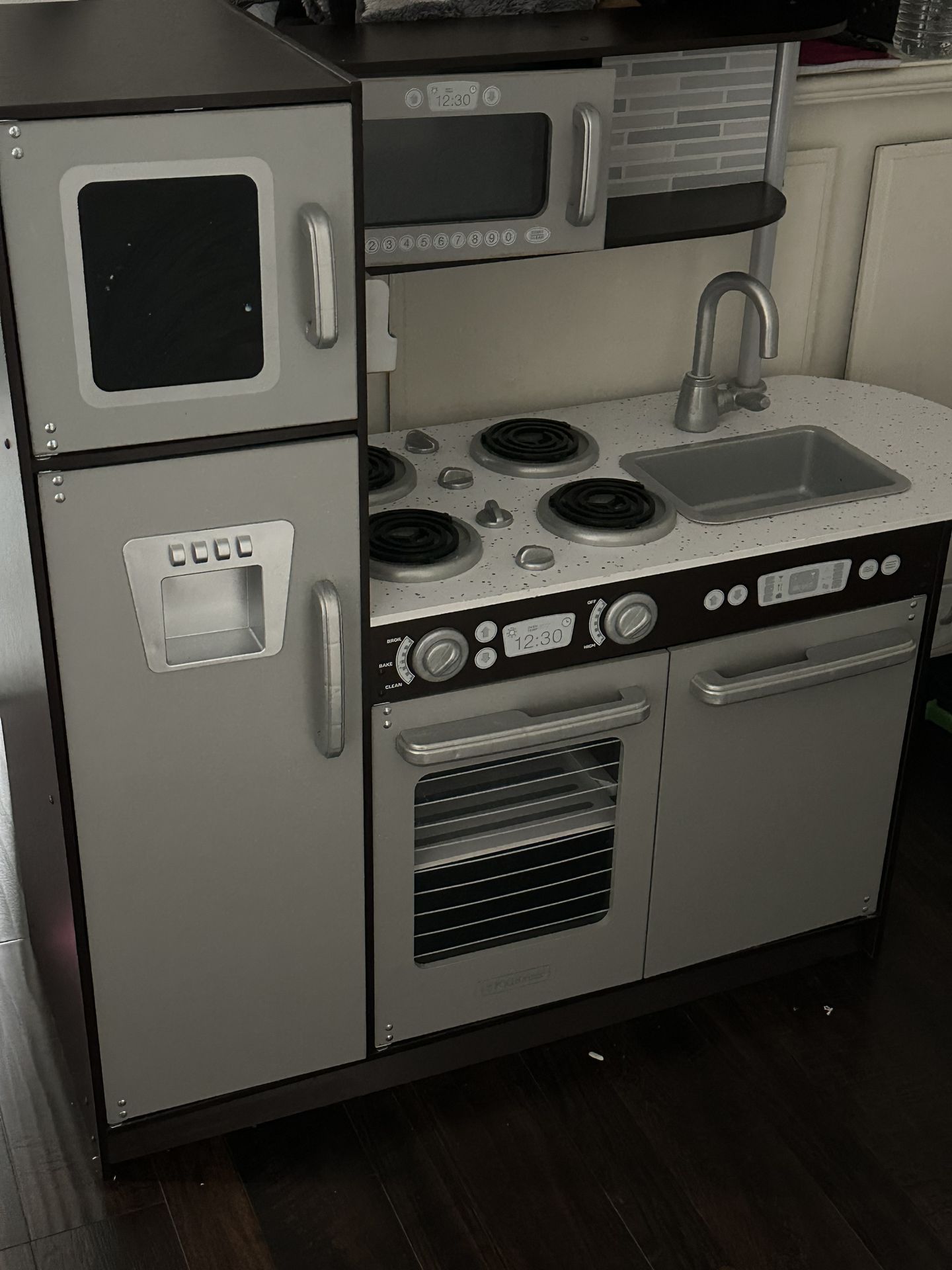 Wood toy kitchen