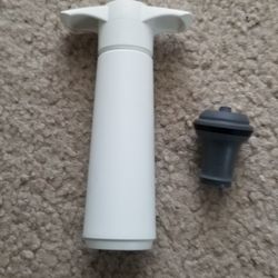 New Wine Saver Vacuum Pump With Cork