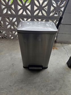 Trash Can