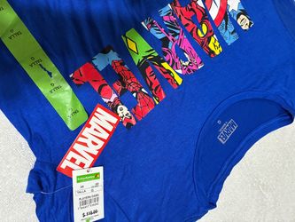 Marvel Women's Graphic T-Shirt Size L