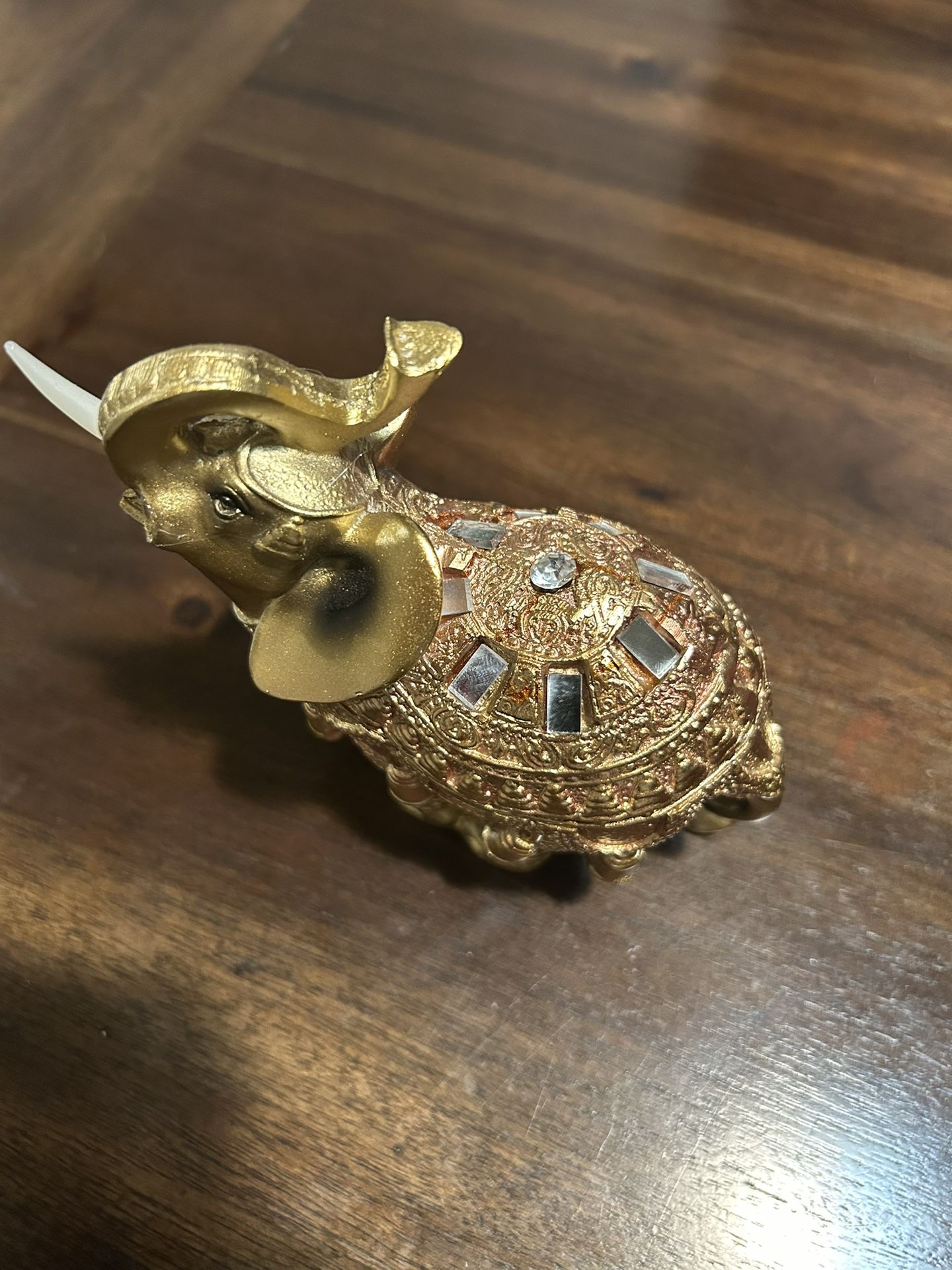Decor Statue