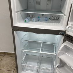 Whirpool Refrigerator 