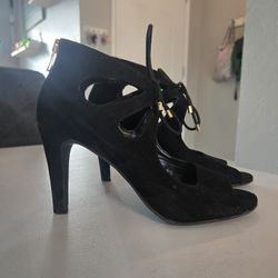 Women's Black Heels Size 6