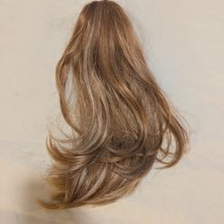 HAIR PIECES/PONY TAILS