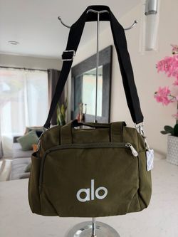 Alo Yoga Duffel Bag Olive Green