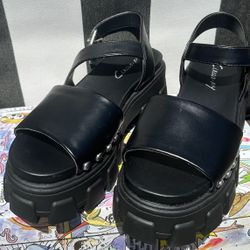 Circus NY - Black Chunky Platform Sandals – Goth Grunge Studded Lug Sole Open Toe Heels