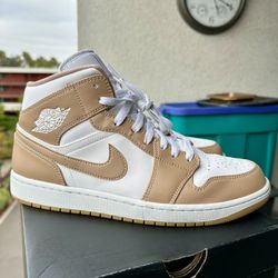 Nike Air Jordan 1 Mid Size 11 white tan gum