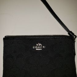 Coach Wristlet Black