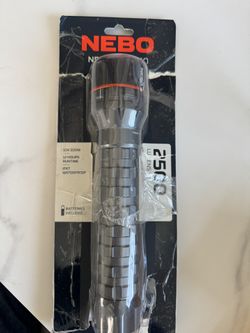NEBO Newton 2500 Lumen