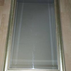 Mirror, 40" x 24" x 1.5", 21 lb
