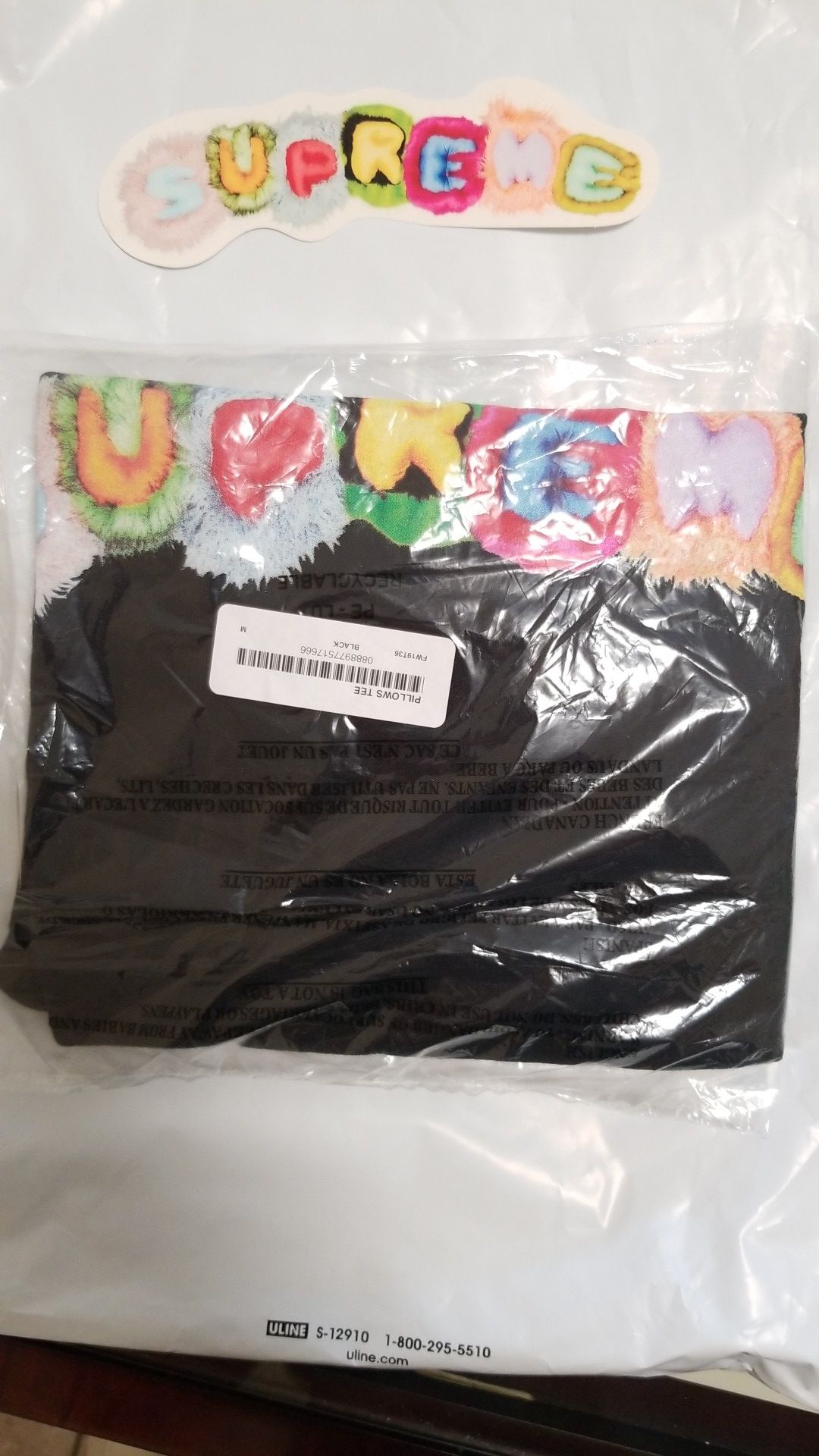 Brand New Supreme Pillows tee Size M