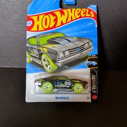 Hot Wheels X-Raycers '69 Chevelle 